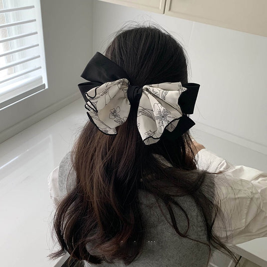 🖤Black and white ribbon hair clip🤍